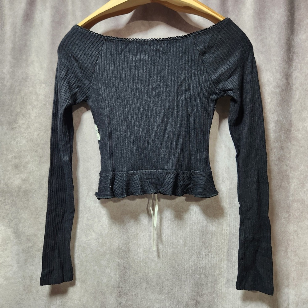 Kimchi Blue Urban Outfitters Black Ribbed Lace Ribbon Peplum Tie Top Small NEW - Picture 4 of 7